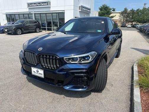 2022 BMW X6 M50i