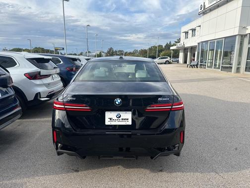 2024 BMW 530 i xDrive