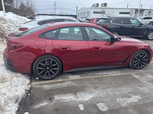 2025 BMW M440 i xDrive