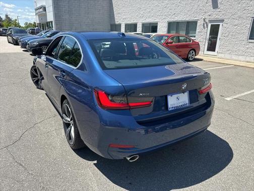 2024 BMW 330 i xDrive