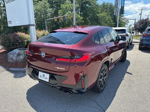 2025 BMW X4 M40i