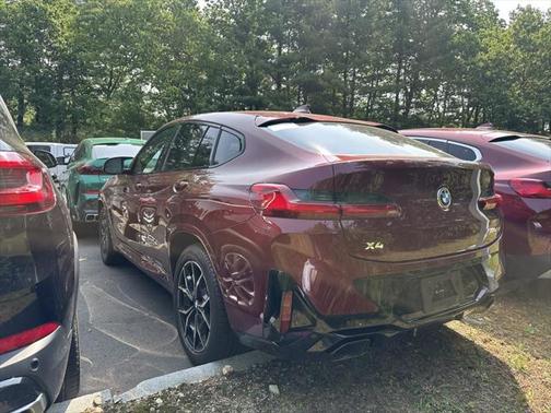 2025 BMW X4 M40i