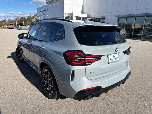 2024 BMW X3 M40i