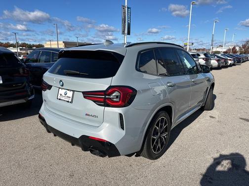 2024 BMW X3 M40i