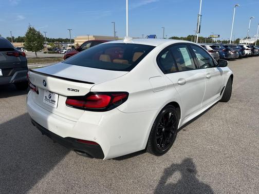 2022 BMW 530 i xDrive
