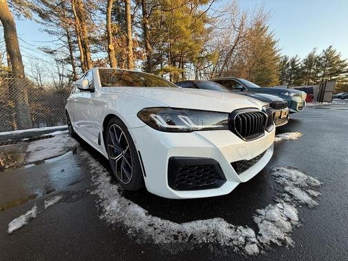 2023 BMW 540 i xDrive