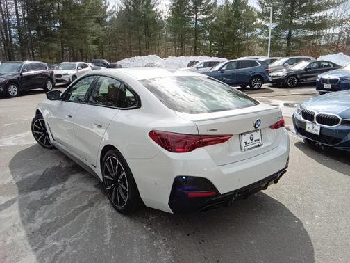 2025 BMW M440 i xDrive