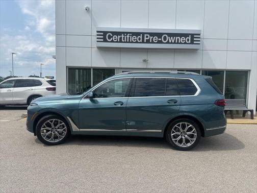 2025 BMW X7 xDrive40i