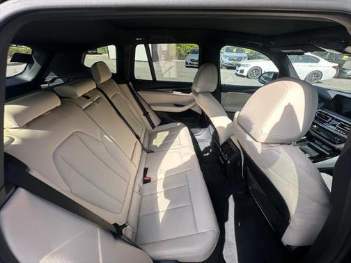 2024 BMW X3 M40i