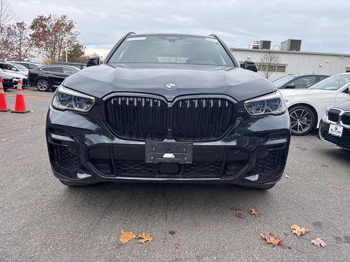 2023 BMW X5 M50i