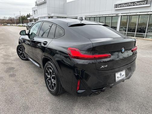 2024 BMW X4 xDrive30i