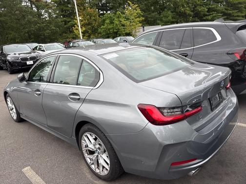 2025 BMW 330 i xDrive