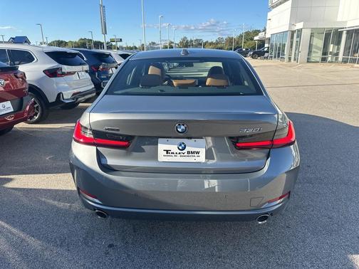 2025 BMW 330 i xDrive