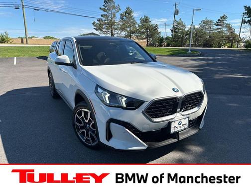 Alpine White 2025 BMW X2 xDrive28i