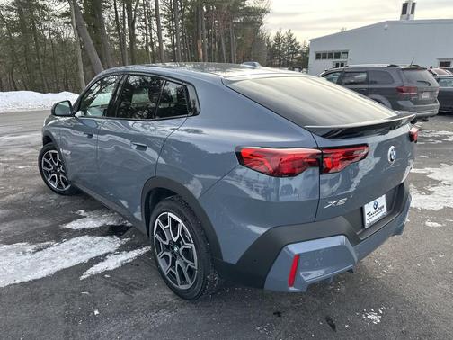 2025 BMW X2 xDrive28i
