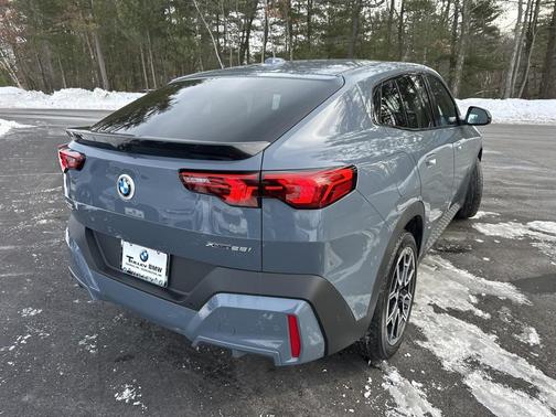 2025 BMW X2 xDrive28i