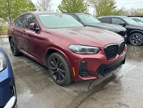 Aventurin Red Metallic 2024 BMW X4 xDrive30i