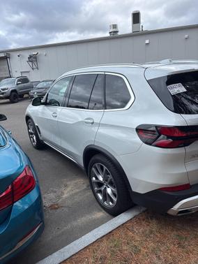 2025 BMW X5 xDrive40i