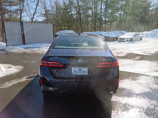 2026 BMW 550e xDrive