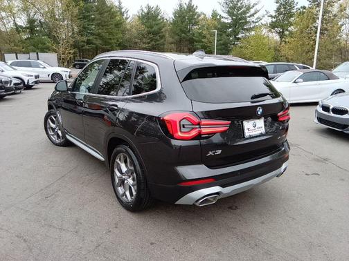 Dark Graphite Metallic 2024 BMW X3 xDrive30i