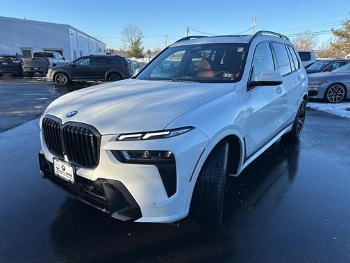 2025 BMW X7 xDrive40i
