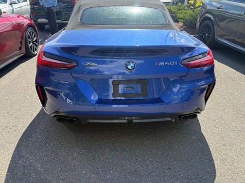 Portimao Blue Metallic 2026 BMW Z4 M40i