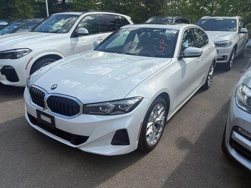Mineral White Metallic 2025 BMW 330 xDrive