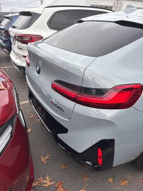 2025 BMW X4 M40i