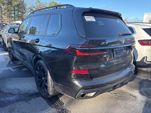 2024 BMW X7 xDrive40i