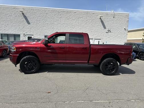 2024 RAM 3500 Laramie Crew Cab 4x4 6'4' Box