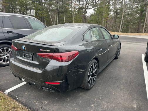 Black Sapphire Metallic 2026 BMW M440 i xDrive