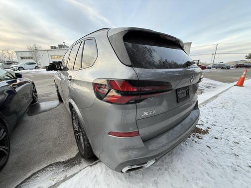 2025 BMW X5 xDrive40i