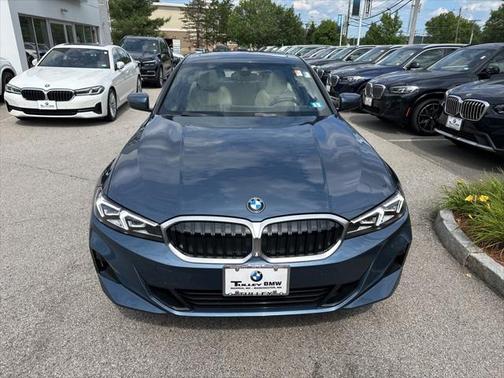 2025 BMW 330 i xDrive