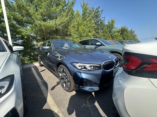 2025 BMW 330 i xDrive