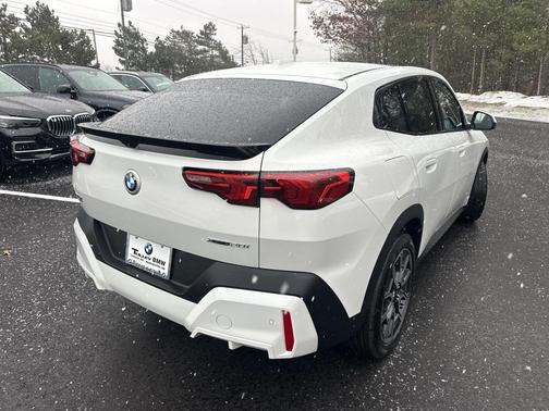 2025 BMW X2 xDrive28i