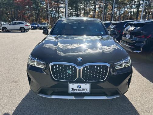 2023 BMW X4 xDrive30i