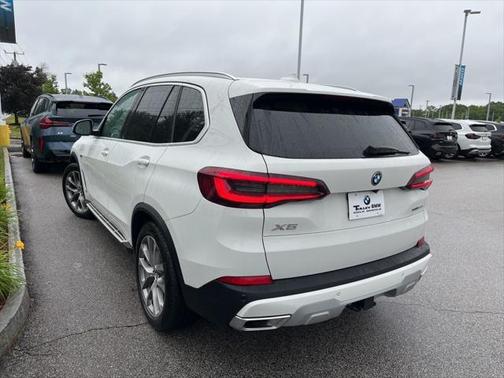 2022 BMW X5 PHEV xDrive45e