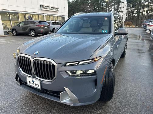 2025 BMW X7 xDrive40i