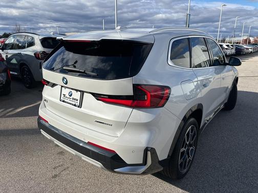 2025 BMW X1 xDrive28i