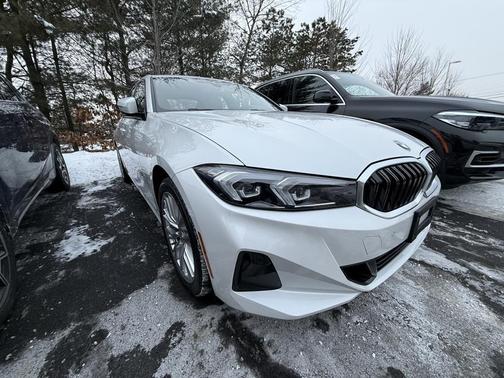 2023 BMW 330 xDrive
