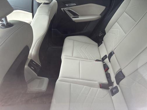 Silver Metallic 2024 BMW X1 xDrive28i