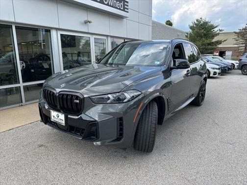 2024 BMW X5 M60i