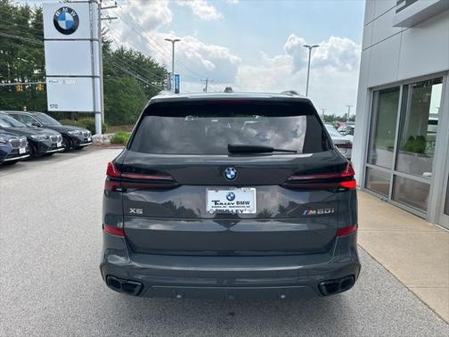 2024 BMW X5 M60i