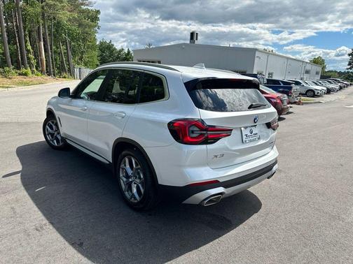 Mineral White Metallic 2023 BMW X3 xDrive30i