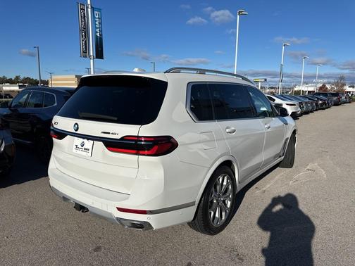 2023 BMW X7 xDrive40i