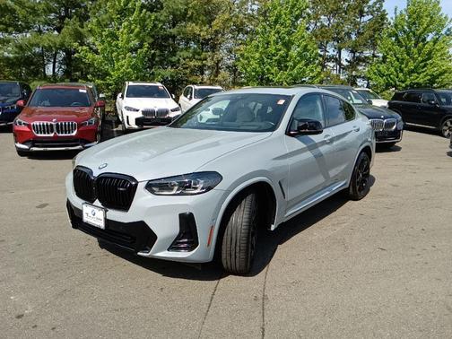 Brooklyn Grey Metallic 2023 BMW X4 M40i