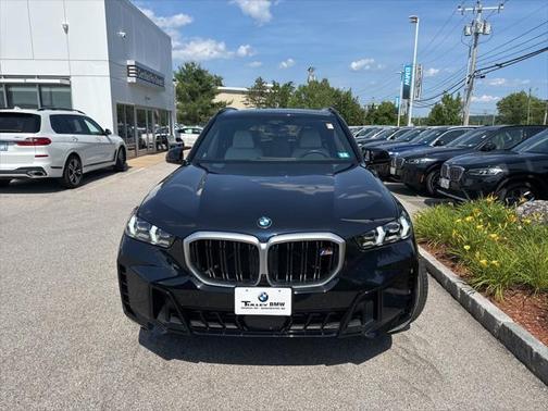 2025 BMW X5 M60i