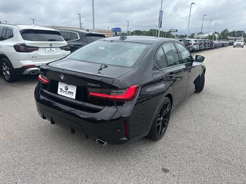 2023 BMW 330 xDrive