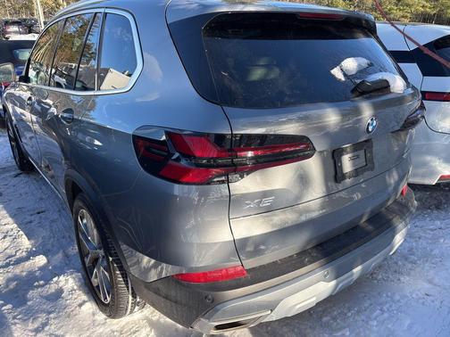 2025 BMW X5 xDrive40i