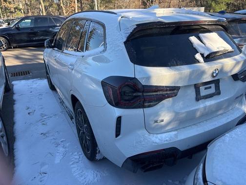 2024 BMW X3 M40i
